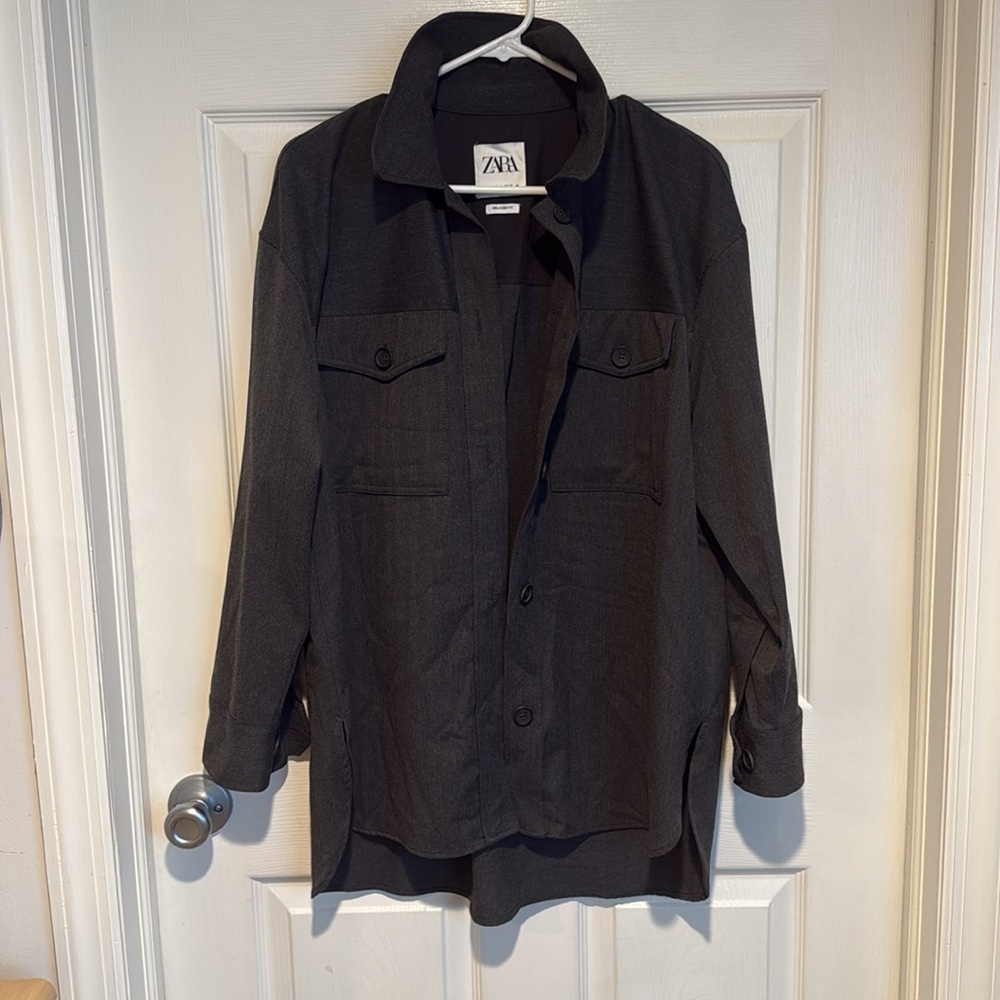 Zara Women's Grey Button Down Shirt